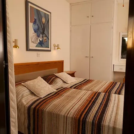 Annita Court Bock B, Apt3 *